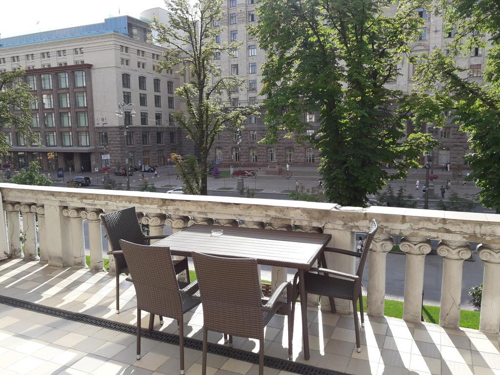 Kreschatik 21 With Terrace 2br * كييف